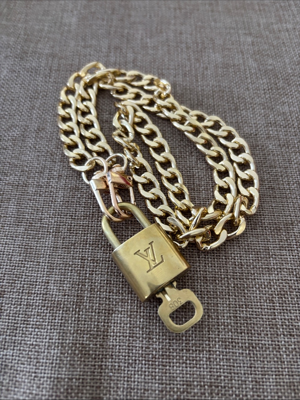 LV lock and key 🔐- random lock # this listing is created for my live show!
